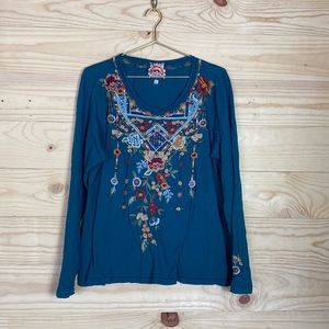 Johnny Was embroidered long sleeve tee.True XL.color is green not blue.
